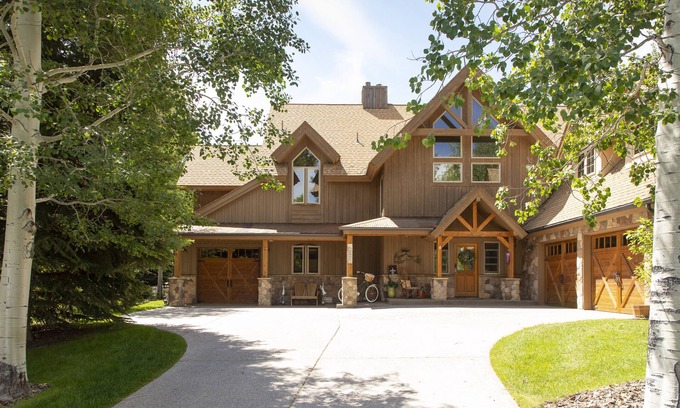 Carbondale House | Charming Mountain Home in River Valley Ranch