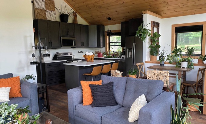 Roan Mountain House | Charming Mountain Cabin: 2 Bd +loft w Fireplace on Creek and Pond on 15 acres