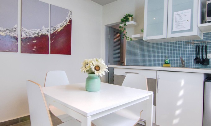 Ocean Park Apartment | Charming Ocean Park Luxury Apartment, steps to the beach