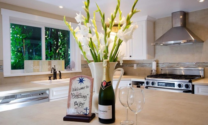 Crescent Beach Cottage | Charming, ocean view, lovely 1 1/2 bdrm deluxe suite ~ & we're pet friendly! :-)