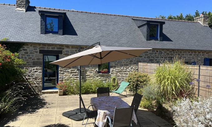 Tregunc House | Charming Penty Breton, close to the beaches and town of Tregunc - 6 people max.