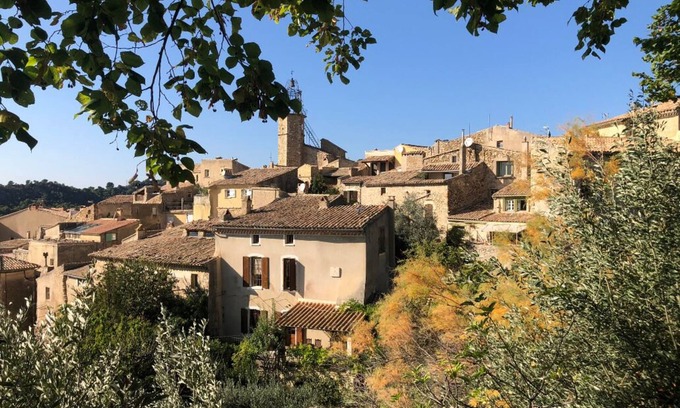 Venterol Apartment | CHARMING PROVENCAL APARTMENT
