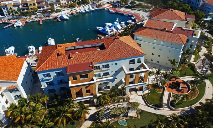 Cap Cana Marina Condo | Charming, quiet, luxury and beautiful Marina Apartment