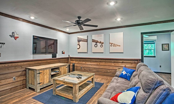 Quitman Cabin | Charming Quitman Cabin < 2 Miles to Lake Fork