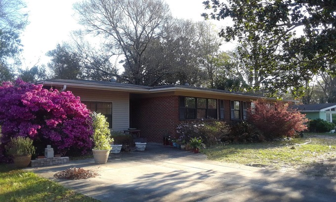 Southeast Pensacola House | Charming ranch style home with a private patio in quiet neighborhood.