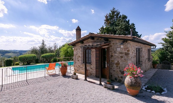 Armaiolo House | Charming Retreat in Armaiolo