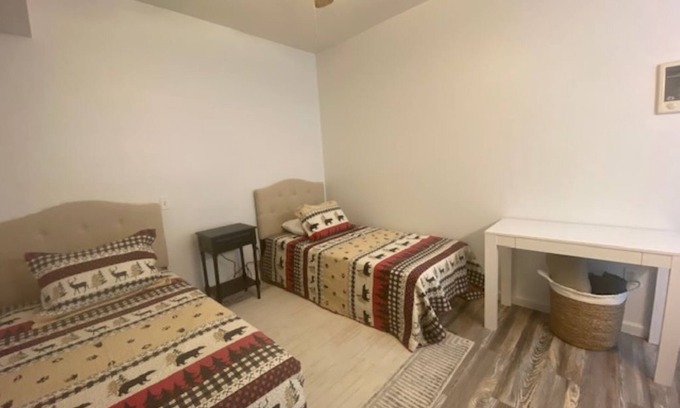 St. Maries Hotel | Charming Room 7 in the St. Maries Inn
