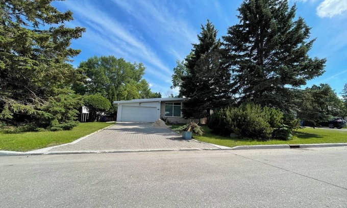 Fort Gary House | Charming room with own bathroom