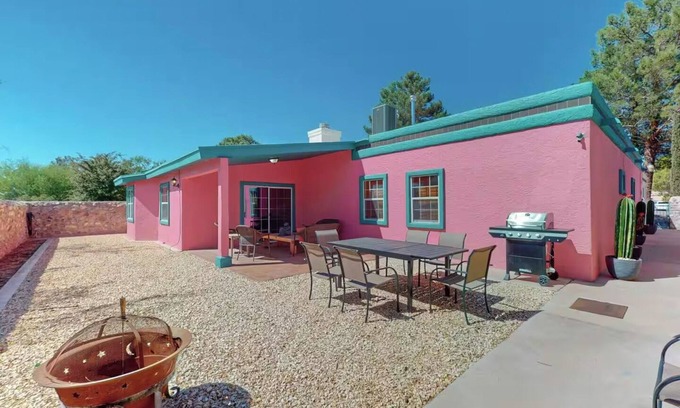 El Paso House | Charming San Miguel-style 3-bedroom house with office in West El Paso