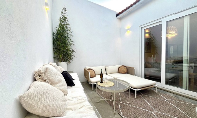 Sao Martinho House | Charming Scandi-inspired cottage with terrace and rooftop/30 min to Comporta.