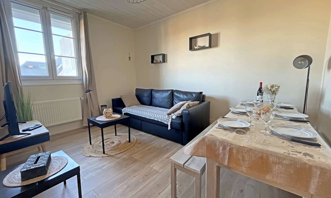Berck-sur-Mer Apartment | Charming Seaside Apartment with Modern Decor, Close to Beach and Shops