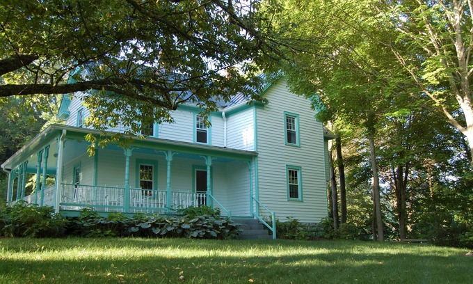Wytheville Other | Charming, secluded turn of the century home ideal for a relaxing family retreat