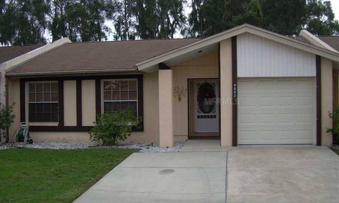 Bradenton House | Charming Single Story Townhome close to beaches