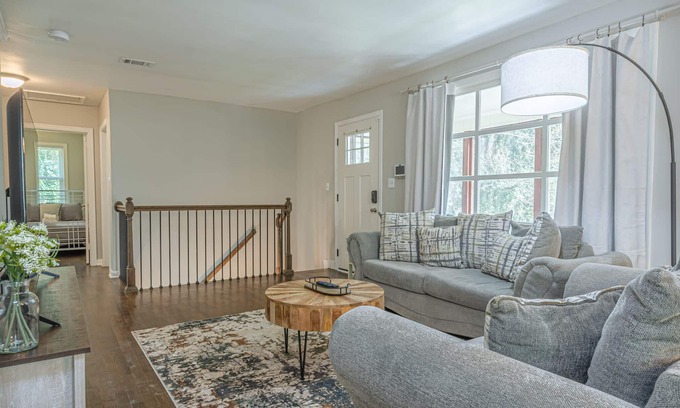 Columbus House | Charming Spacious Home Near Fort Moore| Game Room
