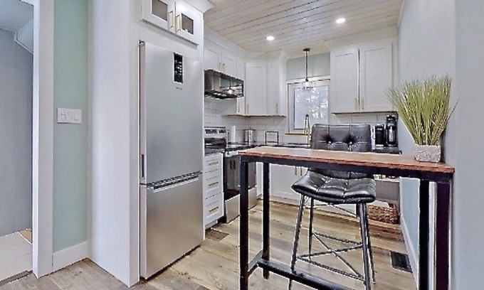 Kawartha Lakes Cottage | Charming, spacious, serene house in the heart of Kawartha Lakes