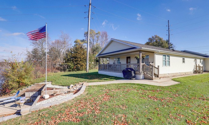 Stanwood House | Charming Stanwood Home on Muskegon River!