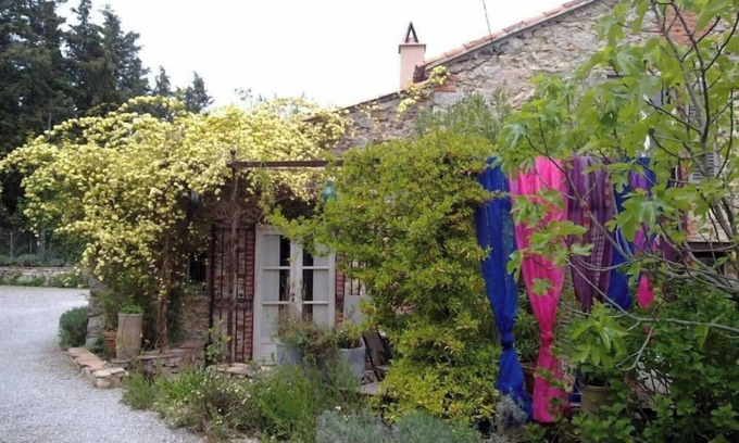 Grimaud House | Charming stone house for 4 rated 5 stars