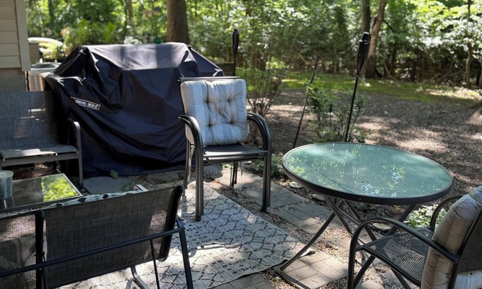 Somerset Apartment | Charming studio with WiFi, AC, fitness room in enchanting Franklin Township