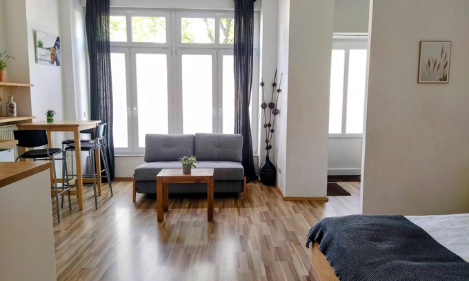 Prenzlauer Berg House | Charming studio in Prenzlauer Berg, 200 m to train, tram & supermarket
