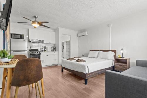 St. Petersburg - Clearwater Apartment | Charming Studio with City Views in the Heart of St Pete