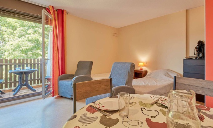 Barbotan-les-Thermes Apartment | Charming T1 bis with balcony near Lake Uby, Free Wifi