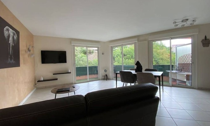 Gap Apartment | Charming T3 Apartment in the Heart of Gap