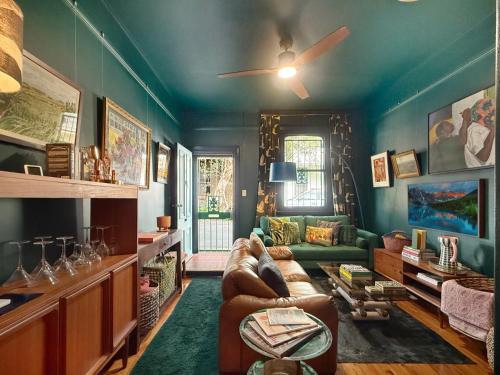 Newcastle East House | Charming Townhouse Steps from Newcastle Beach