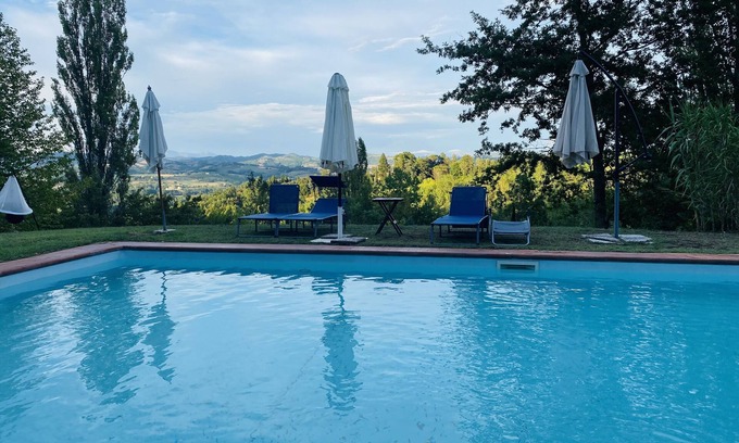 Bivio Lugnano House | Charming Umbrian holiday home with 2 houses, amazing views and a 15m pool