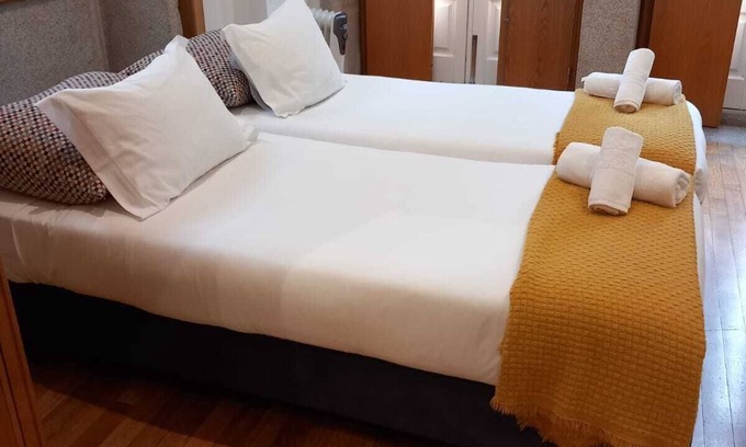 Vila Nova de Gaia Apartment | Charming Urban Apartment