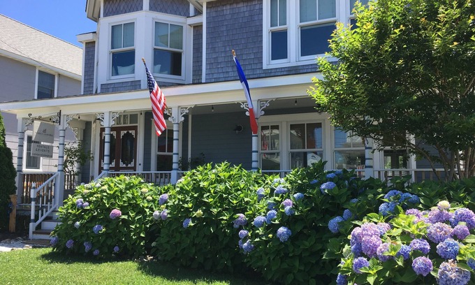 Beach Haven House | Charming Victorian Sunday-Sunday Rental