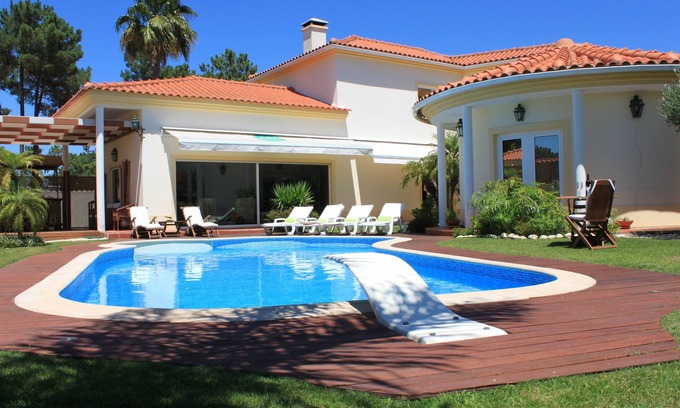 Verdizela Villa | Charming Villa for FAMILIA - Pool, Spa, best beaches, golf, 20min. Lisbon