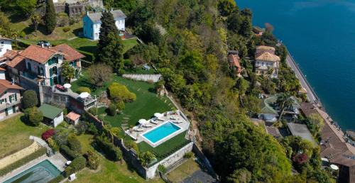Cissano Villa | Charming villa Il Motto with pool