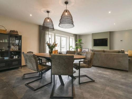 Rijs Villa | Charming villa with garden