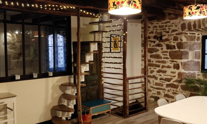 Meyssac House | Charming village house