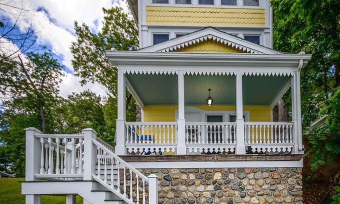 Angola Cottage | Charming Vintage Cottage for Family Fun on Crooked Lake, Angola Indiana