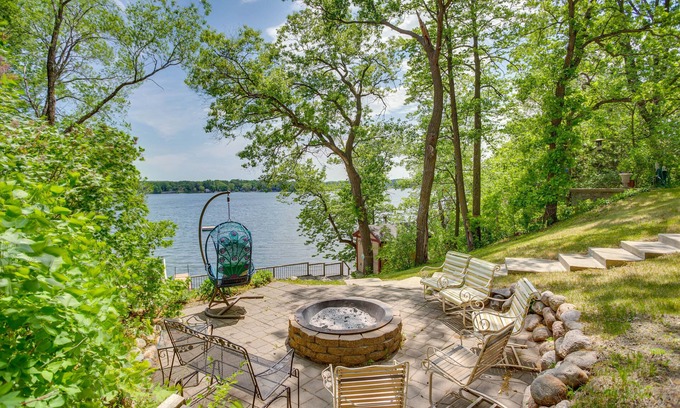 South Haven Cottage | Charming Waterfront Cottage w/ Private Dock!