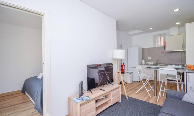 Parede Apartment | Charmoso apartamento com 1 quarto - 10 minutos da praia