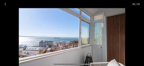 Santa Engracia Apartment | Charmoso apartamento com vista rio