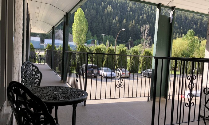 Chase Hotel | Chase Country Inn Motel