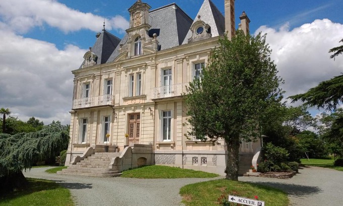 Beaulieu-sur-Layon House | Chateau du Breuil