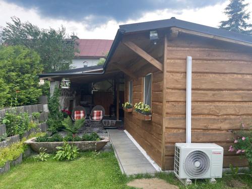 Brezno Ski Chalet | Chatka v záhrade Mango Chill