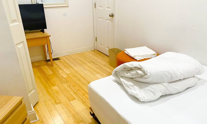 Union Square House | Cheapest Private room
