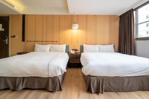 North District Hotel | CHECK inn Taichung Wenxin Zhongqing