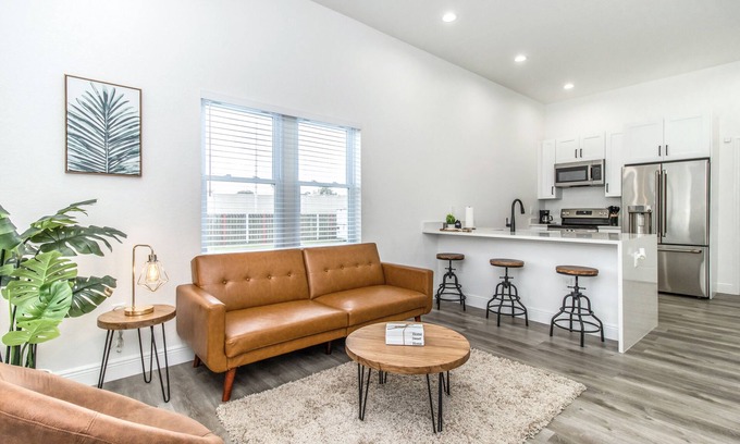 Tampa House | Cheerful 2-bedroom home with free parking/Wi-Fi
