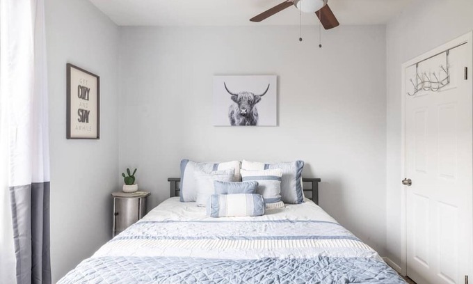 Wetmore House | Cheerful 3 bedroom 2 bath with large backyard