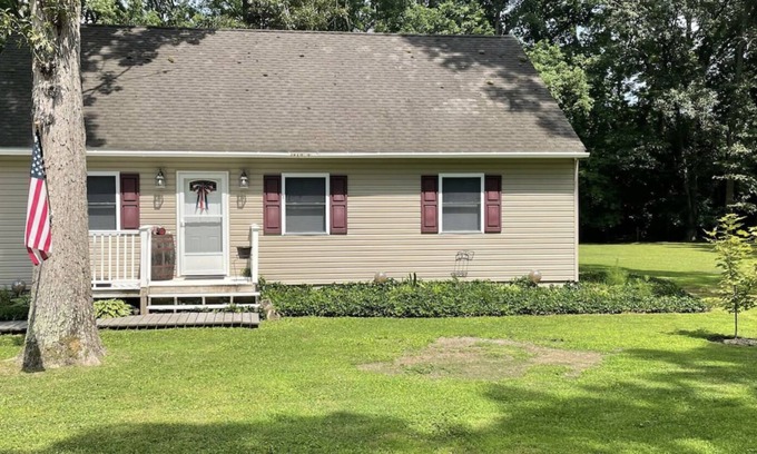 Salisbury House | Cheerful, quiet 5 bedroom home