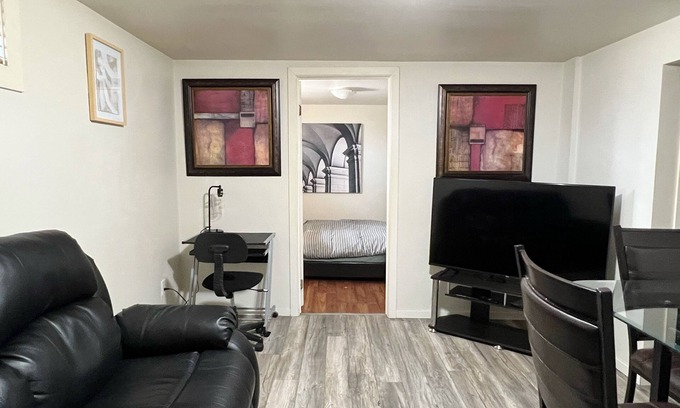 Saskatoon House | Cheerful suite in Prairieland(15%off over 1 month)