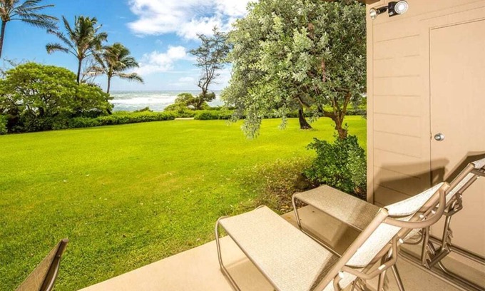 Lihue Condo | Cheery Condo Steps from the Surf - Kaha Lani 127