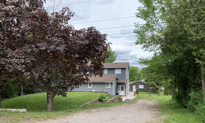 Kawartha Lakes House | Chemong Lake House