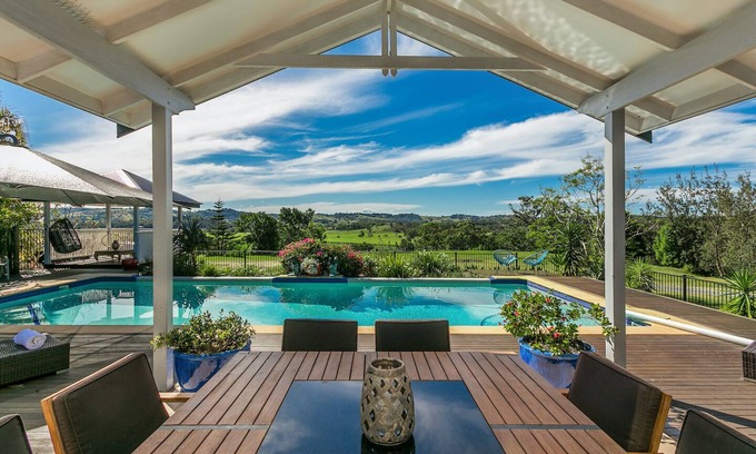 Suffolk Park House | Cheralee Coastal Hideaway Byron Bay